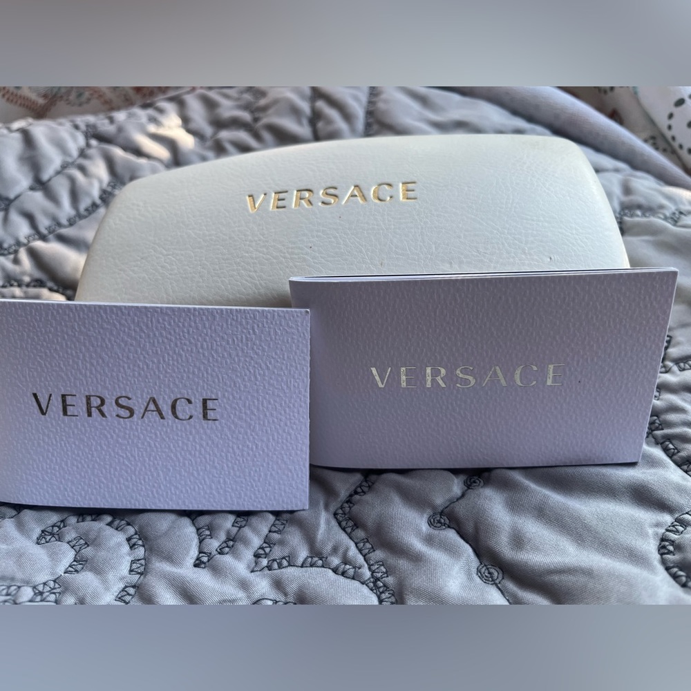 VERSACE Made in Italy Sunglasses - Picture 9 of 16